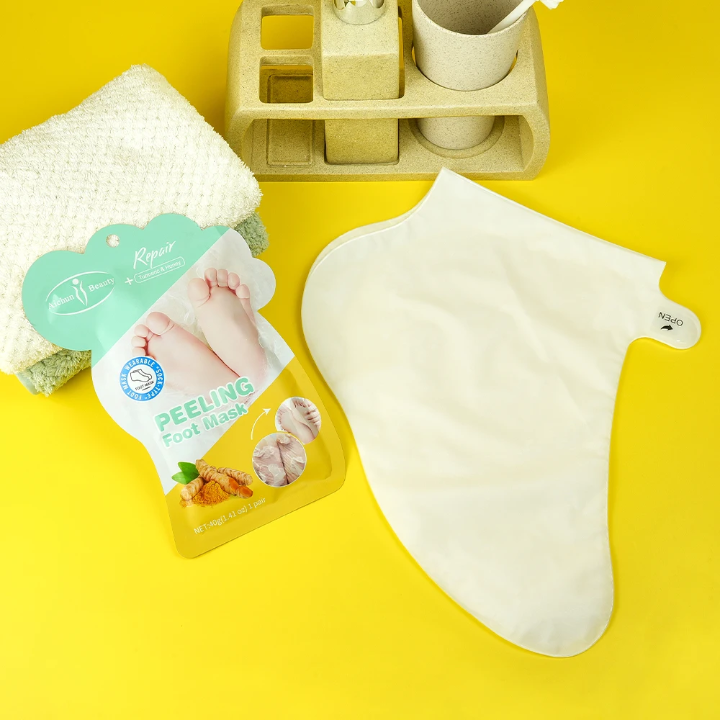 Aichun Beauty Peeling Foot Mask (1 Pair) – Turmeric & Honey